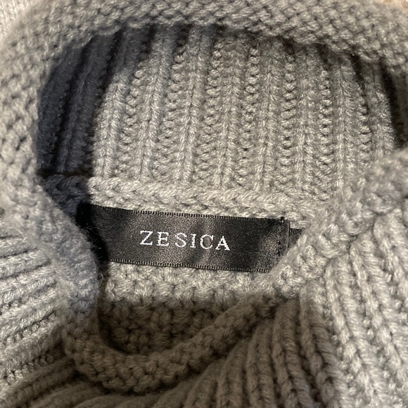 Small sweater lot - Picture 4 of 7